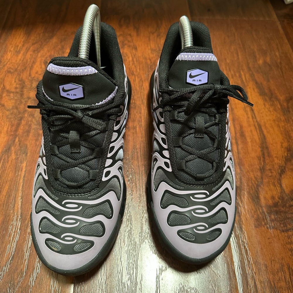 Nike Air Max Plus Black and Purple with silver reflective mesh Sneakers